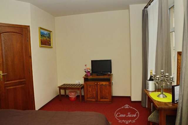 Гостевой дом Casa Iacob Брашов-26
