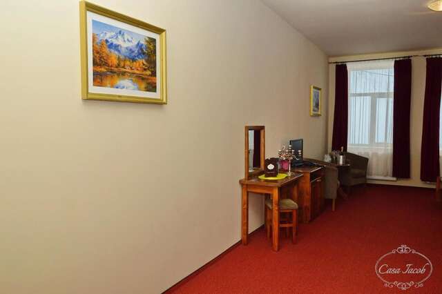Гостевой дом Casa Iacob Брашов-6